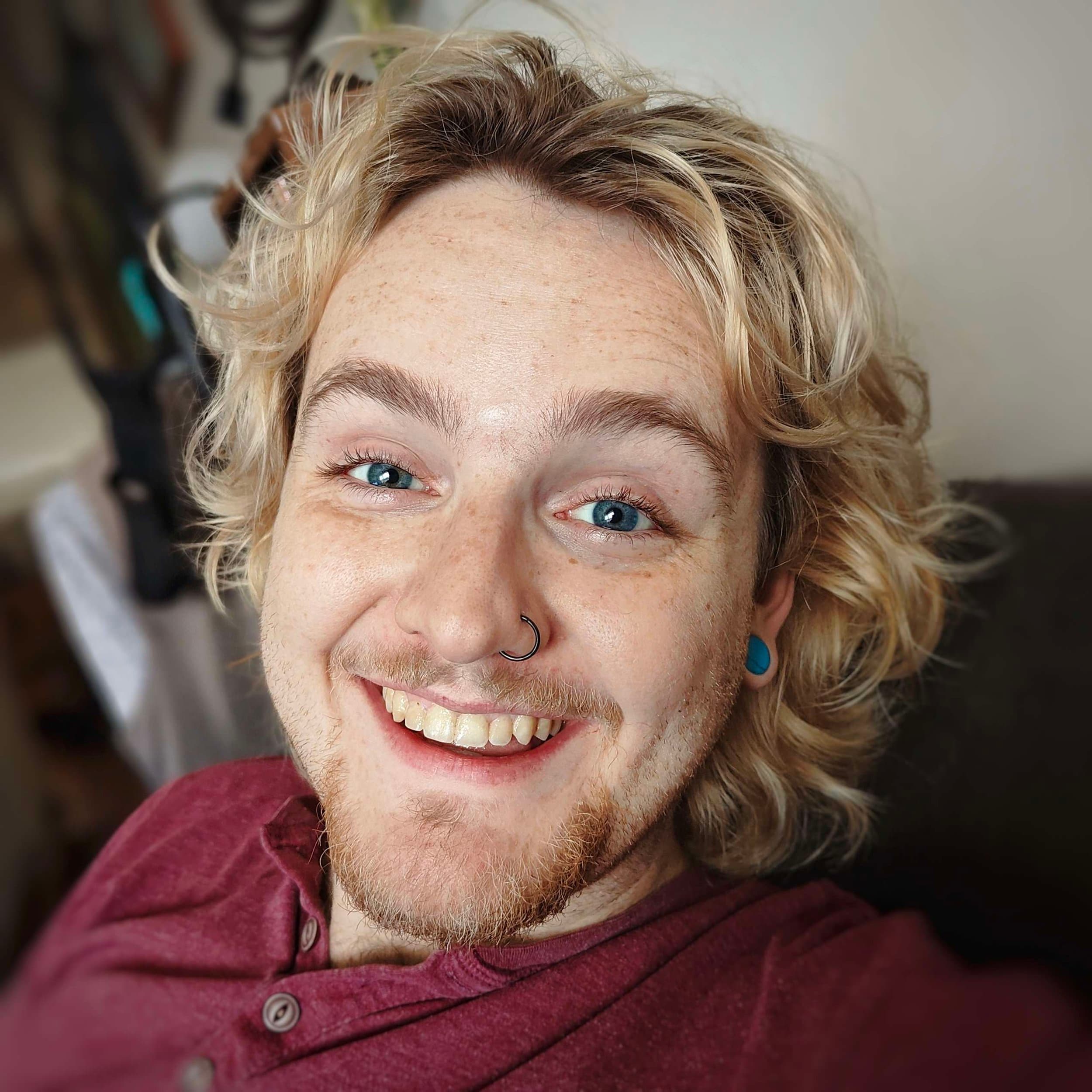 Jasper X - Licensed Massage Therapist in Seattle, WA