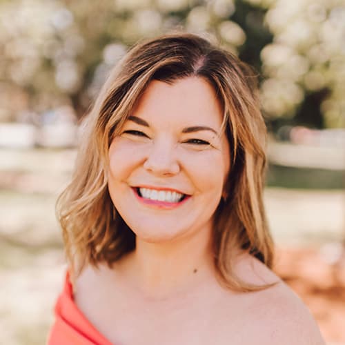 Lacey E - Licensed Massage Therapist in Springfield, OR