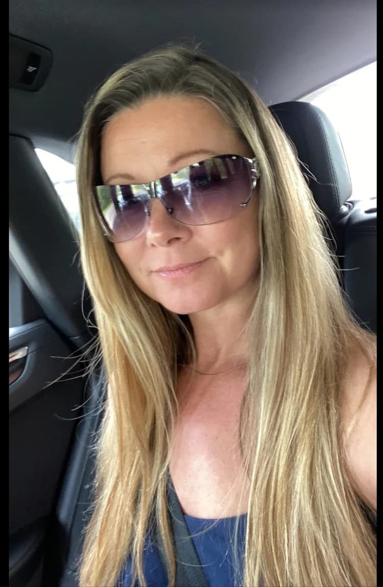 Candy S - Licensed Massage Therapist in Nags Head, NC
